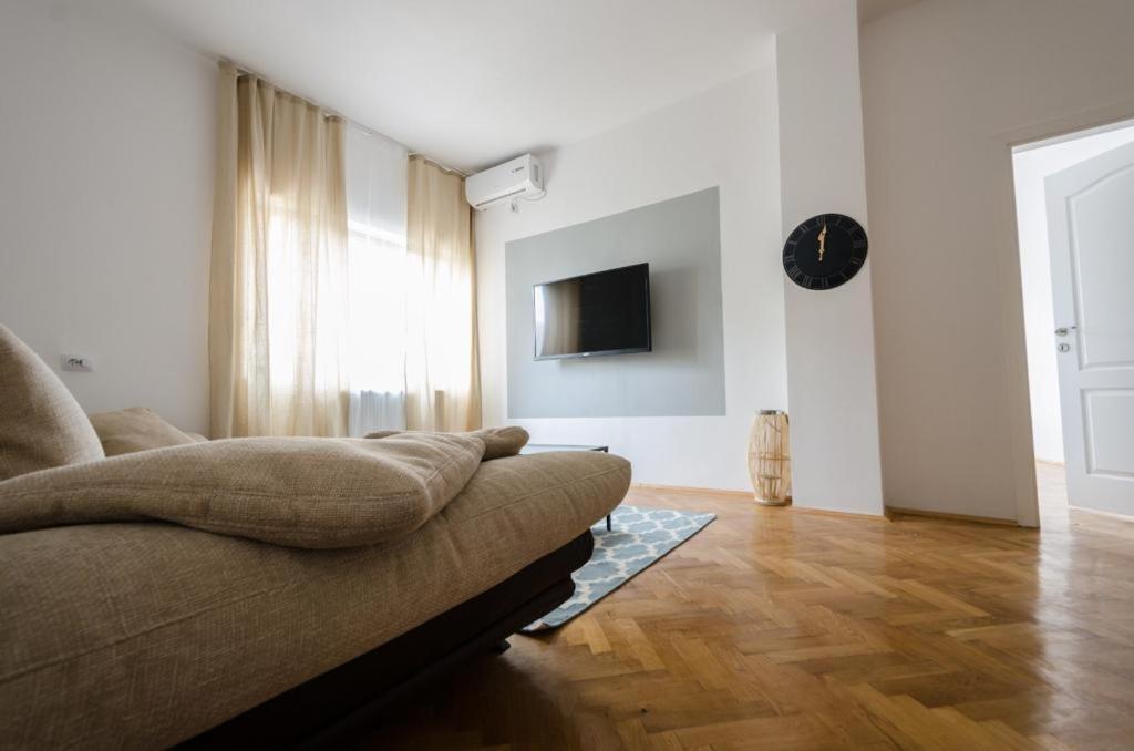 Stylized And Modern Apartment In בוקרשט מראה חיצוני תמונה